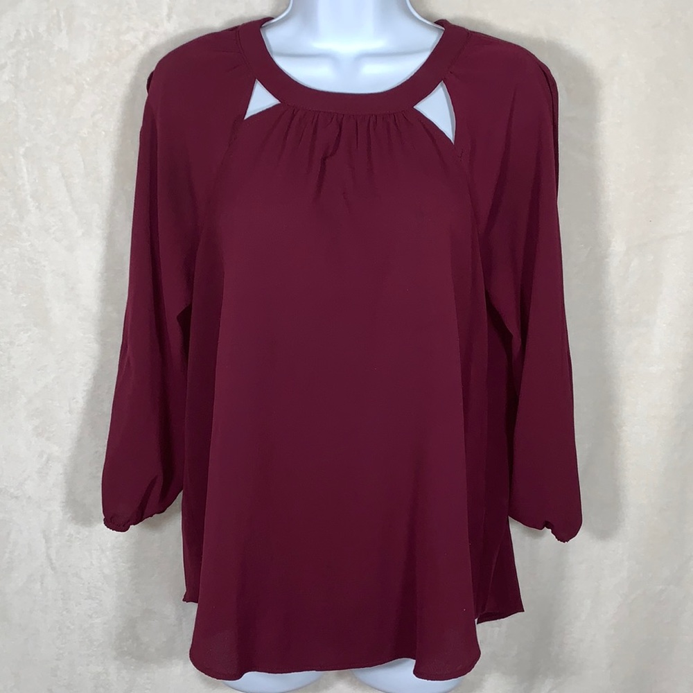 Moa Moa blouse with open sleeves. Size M